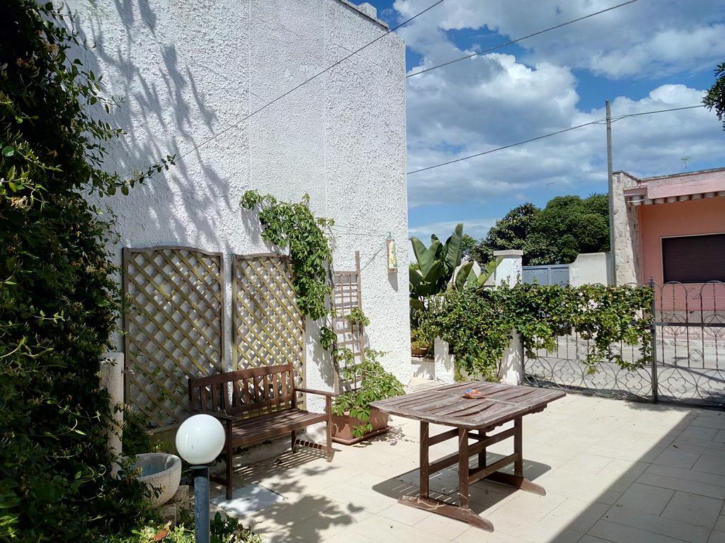 Villa Mediterranea Torre dell'Orso Exterior photo